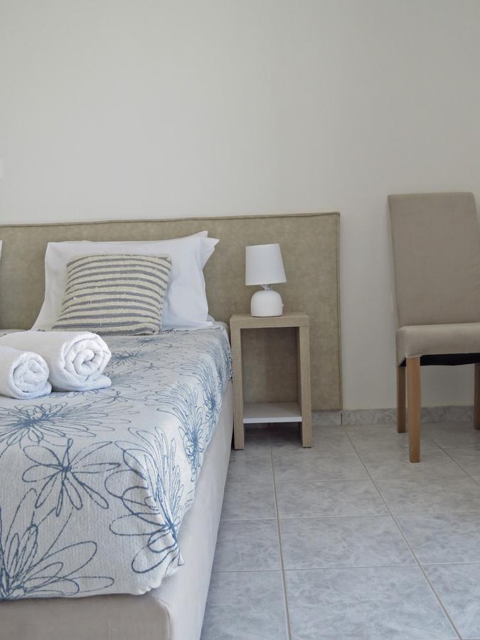 Loukas Beach Rooms 키오타리 외부 사진