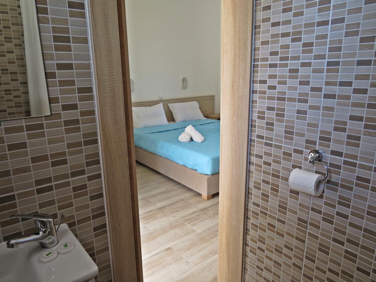 Loukas Beach Rooms 키오타리 외부 사진