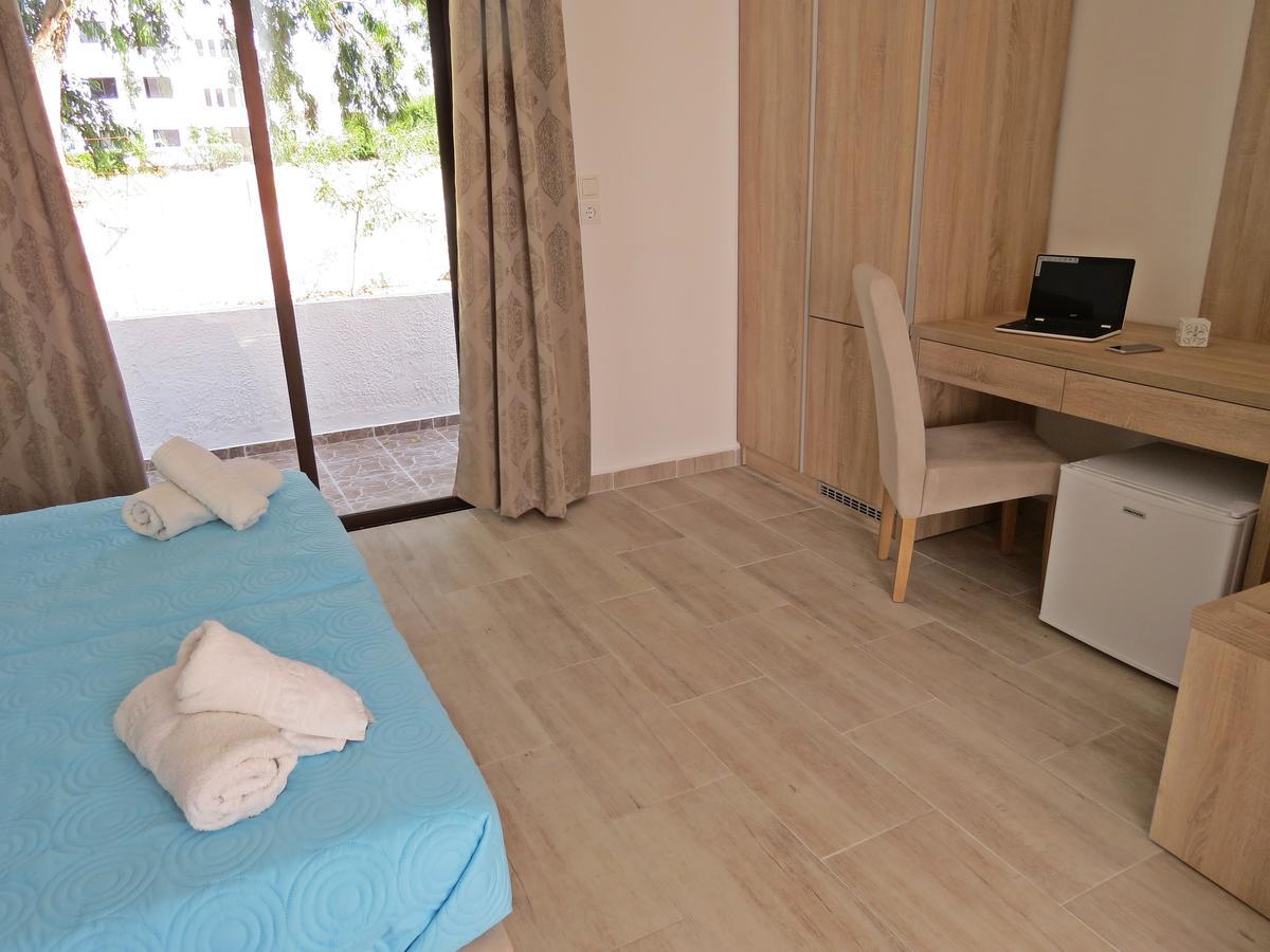 Loukas Beach Rooms 키오타리 외부 사진