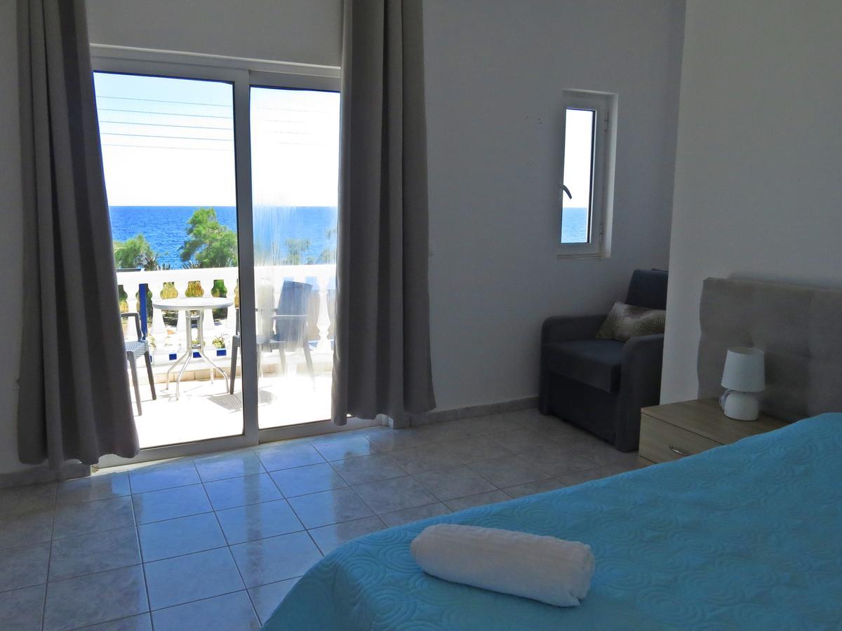 Loukas Beach Rooms 키오타리 외부 사진