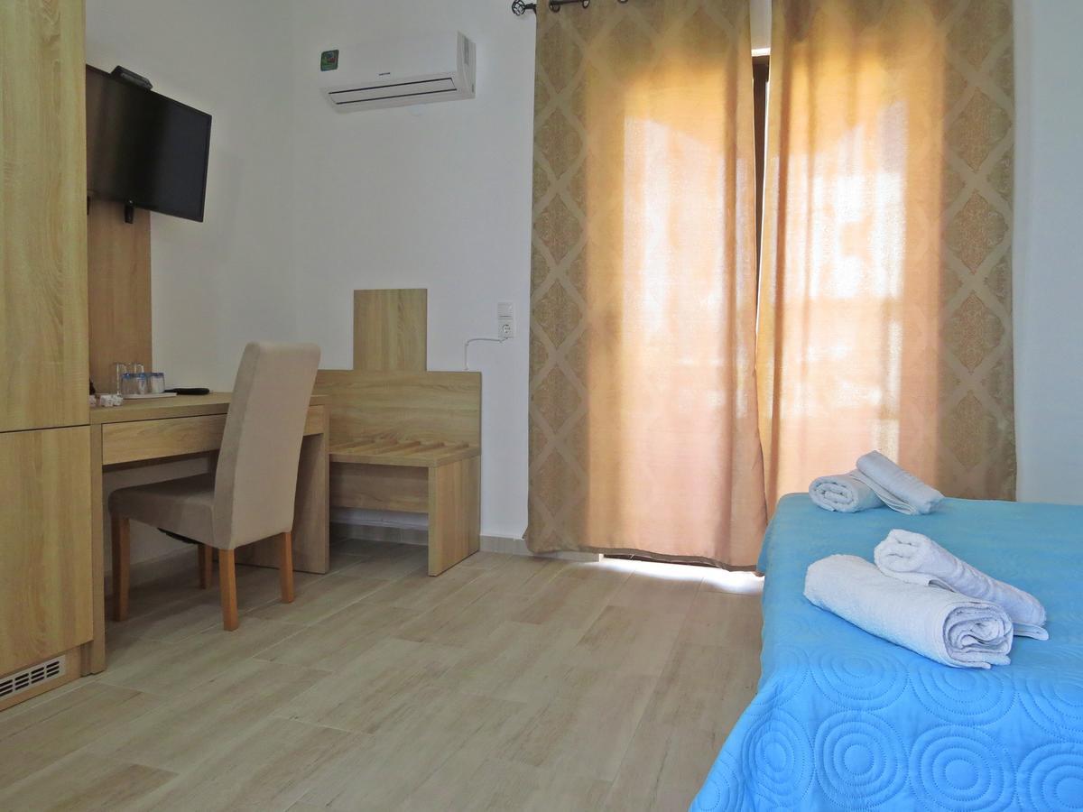 Loukas Beach Rooms 키오타리 외부 사진
