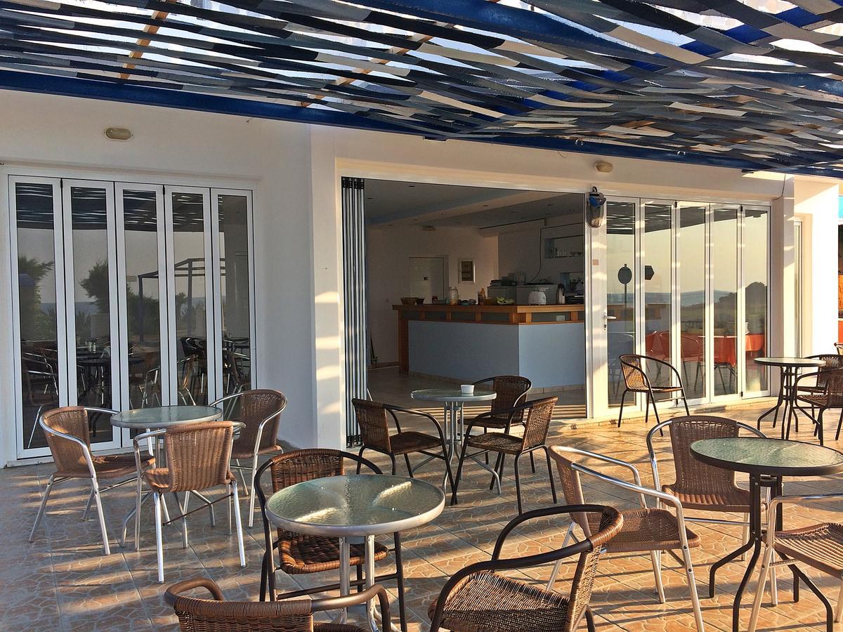 Loukas Beach Rooms 키오타리 외부 사진